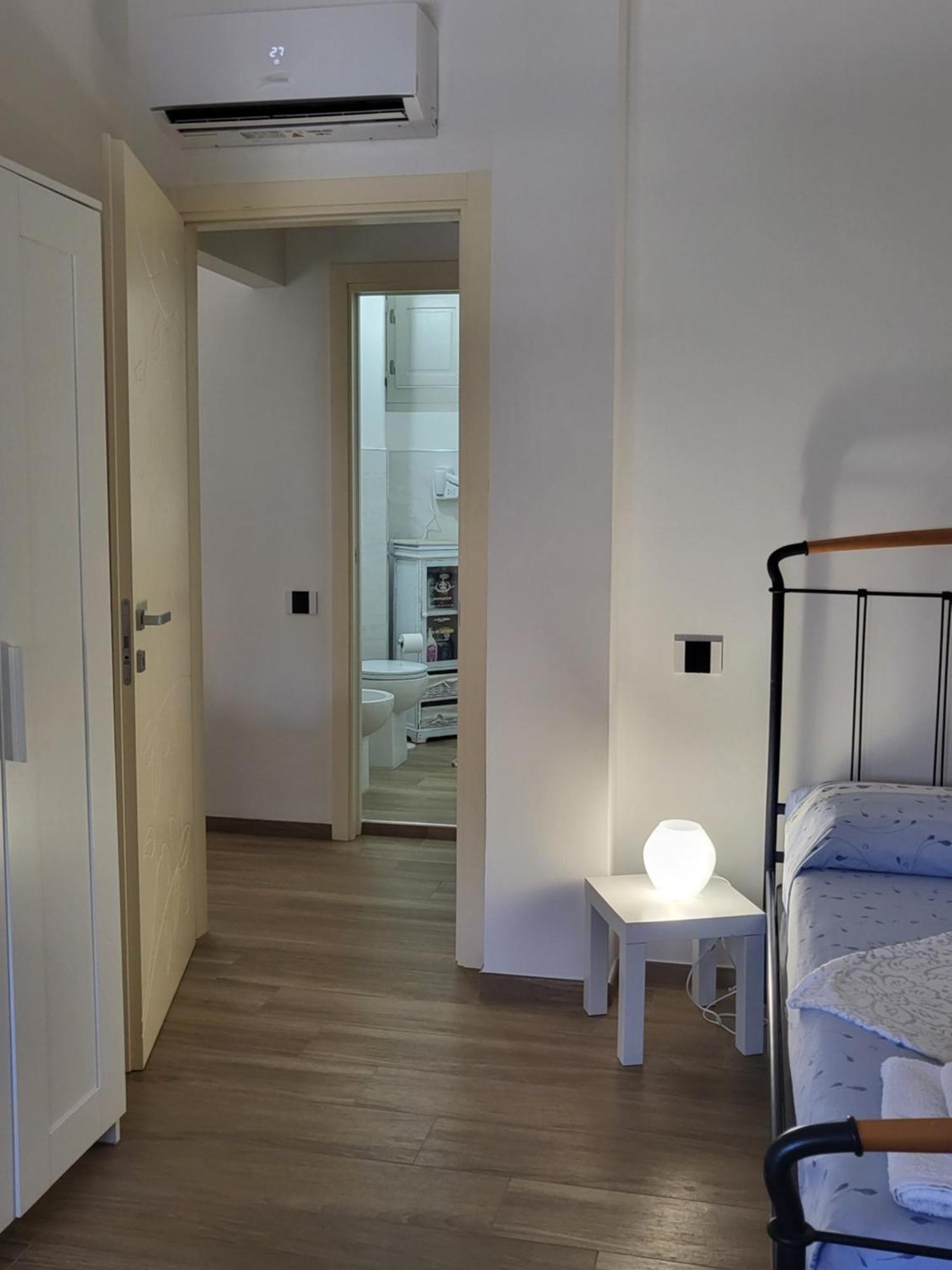 Apartament A Casa Di Anna E Mario Cagliari Zewnętrze zdjęcie
